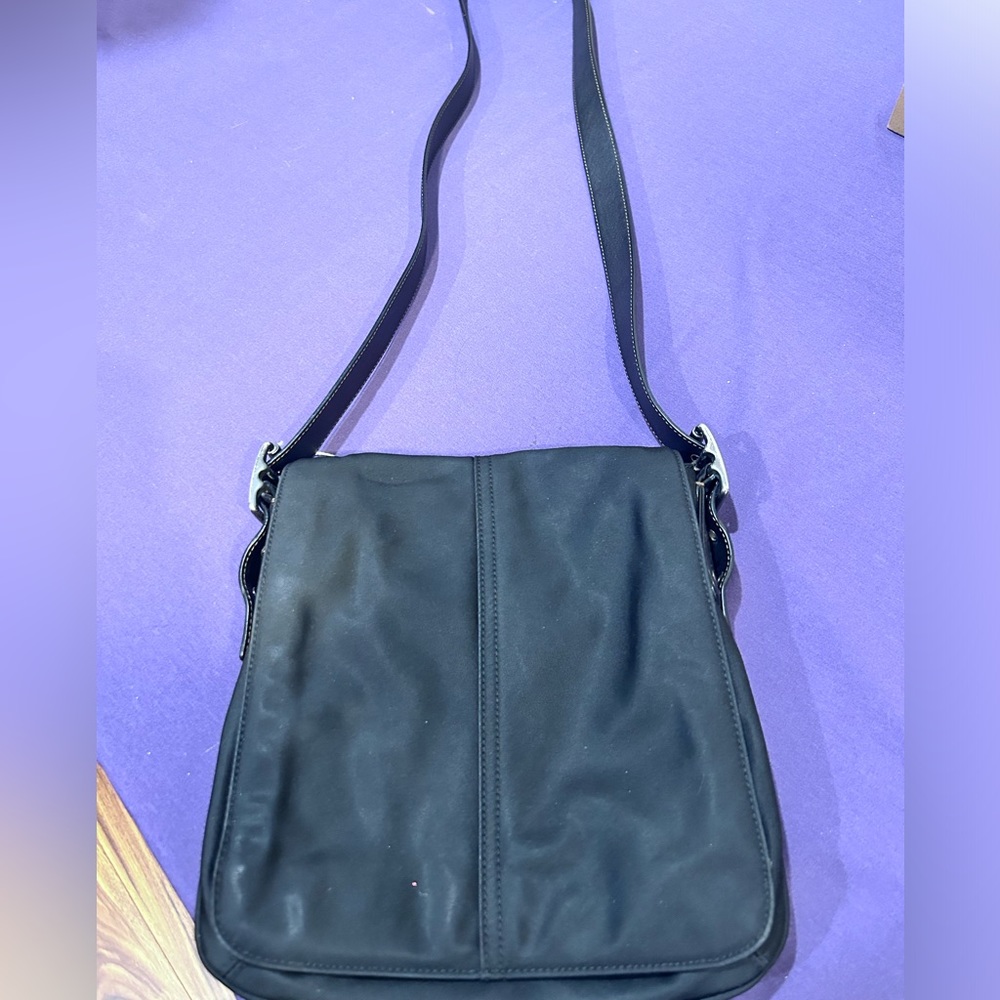 Coach Bag Women’s Black Crossbody Shoulder Nylon Gunmetal Hardware Vintage 6253